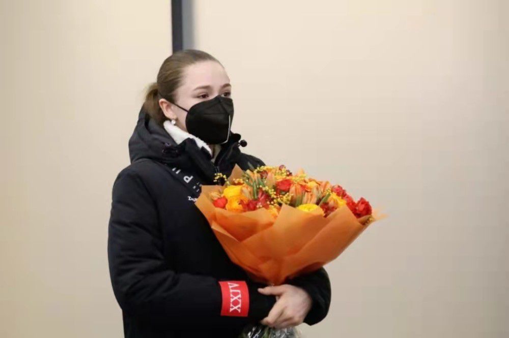 《阿妹》是由杜伟、曹圣执导的恋爱片，何琳、谭歆柔、马强、阿木等加入表演。该片讲述了阿妹是一个吃苦刻苦、仁慈坚贞、积极向上的典型客家女人，为了救命恩人阿虎，乃至抛却本身深爱的汉子文斌，与两位男主角配合表演一段浑厚却动人至深的恋爱故事。